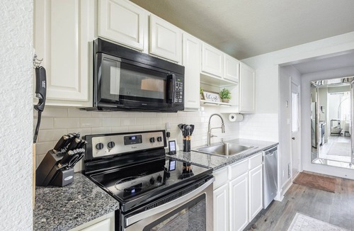 Depot Bench House | NEW!! Boise Base Camp: 4bd, Arcade, Gym, Dog-Friendly, Near BSU & Downtown