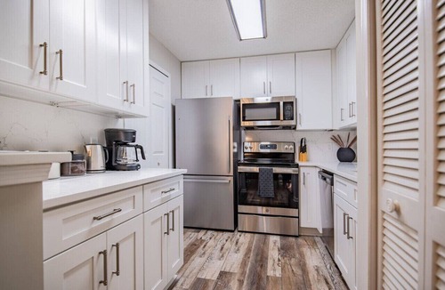 Sawgrass Condo | NEW! Coastal Haven: beach, bikes, near Mayo, golf