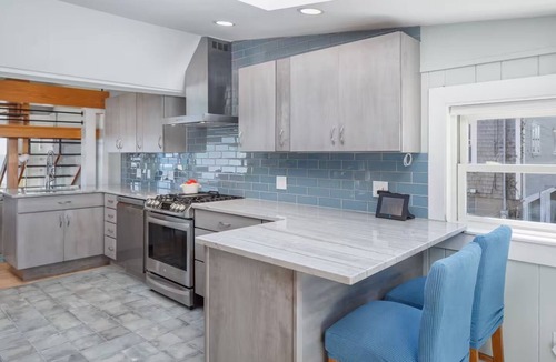 Newbury House | New Oceanfront Getaway with Exclusive Beach Access