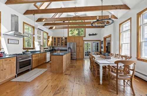 Edgecomb House | New! Perfect for families and larger groups seeking comfort and gathering space!