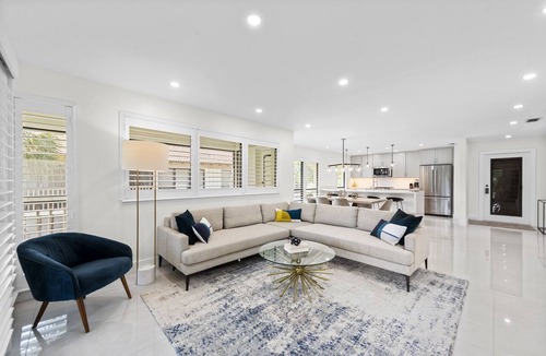 Palm Beach Gardens Condo | New PGA Home on Golf Course by Guaranteed Rental™