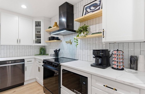 Reisterstown House | NEW Spacious and fun packed large home in Baltimore County