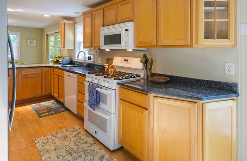 Ogunquit House | New to Market. Coastal Haven with Wrap-Around Deck & Fire Pit