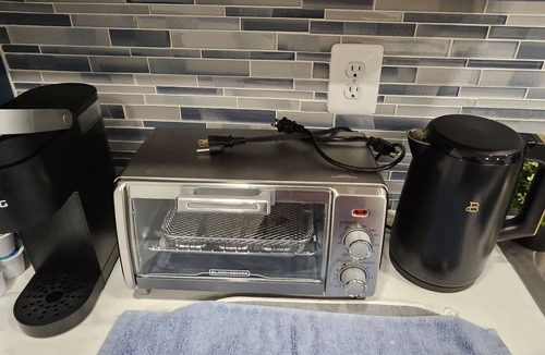 Manassas Apartment | Newly Renovated Modern 2bd/2 FullBath aprt 3Beds/Futon