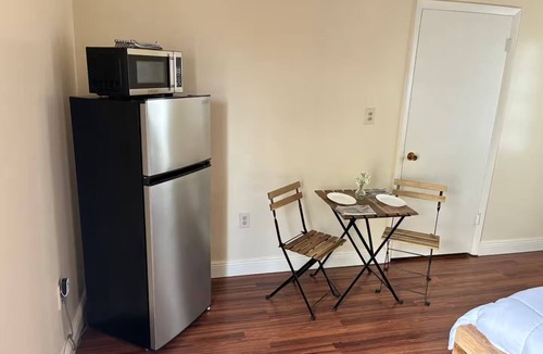 Flagami Apartment | Newly Updated Spacious Miami Studio Suite!