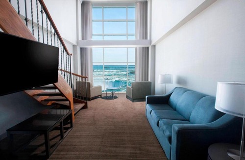 Fallsview Hotel | Niagara Falls Marriott on the Falls