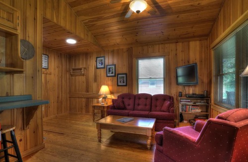Rangeley Plantation House | Niboban Cabin 3 by Morton & Furbish