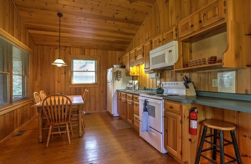 Rangeley Plantation House | Niboban Cabin 3 by Morton & Furbish