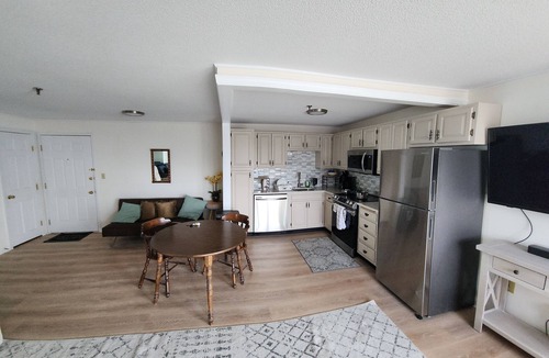 Hampton Apartment | OCEAN FRONT PENT HOUSE WHOLE CONDO