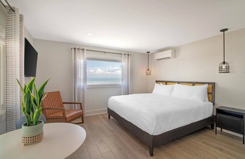 York Beach Hotel | Ocean Surf at York Beach