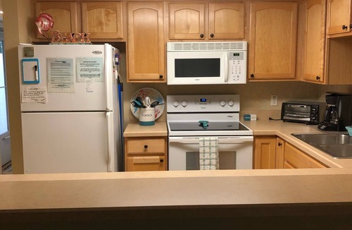 New Smyrna Beach House | Ocean View 2BR 2BA, CANCELLATION! JULY 7-11, 3 Night Min, BBQ by the Pool, MORE!
