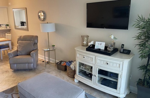 Point East Condo | Ocean View Second Floor 2/2
