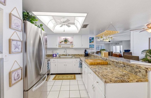 New Smyrna Beach Condo | Oceanfron Sandpiper | NEWLY REFRESHED | 2 POOLS | 2 KIDDIE POOLS | SP305
