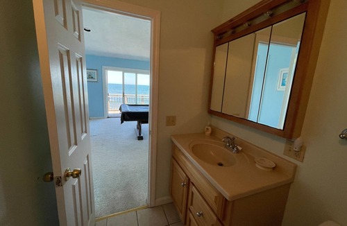 Narragansett House | Oceanfront Beach House in Narragansett, RI