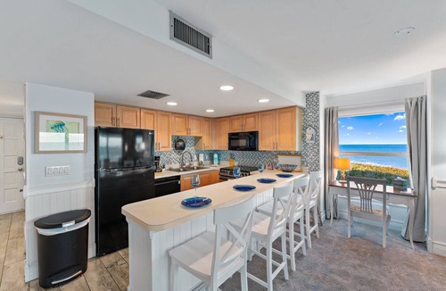 Stuart Condo | Oceanfront Condo with Panoramic Ocean Views on S. Hutchinson Island/Stuart