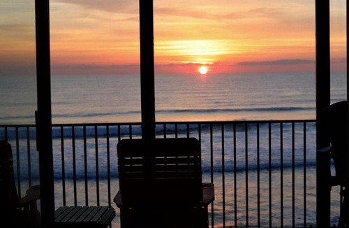 South Patrick Shores Apartment | Oceanfront Oasis - 2BR2BA direct oceanfront!