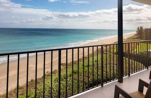 Hutchinson Island South Resort | Oceanfront Resort, Vistana's Beach Club, 4th of July Week