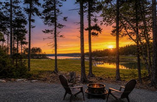 Steuben House | Oceanfront Sunset View Cabin