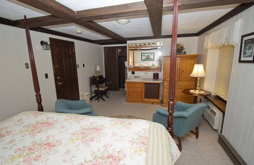 Intervale Bed & Breakfast | Old Field House