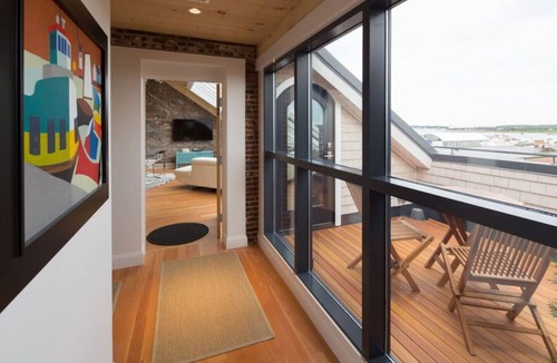 Old Port Apartment | Old Port Penthouse Suite - Amazing Harbor Views