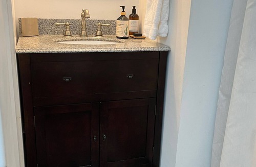 Bar Harbor Apartment | Open floor plan 2 bedroom in downtown Bar Harbor on second floor