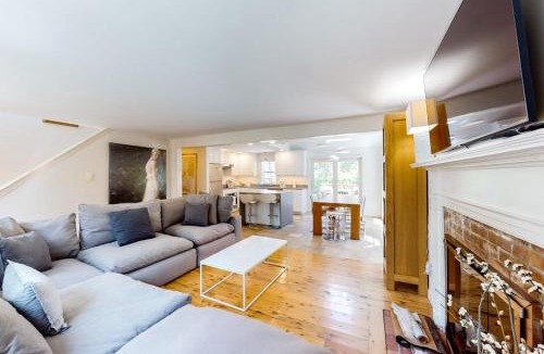 Dennis House | Osprey View Villa