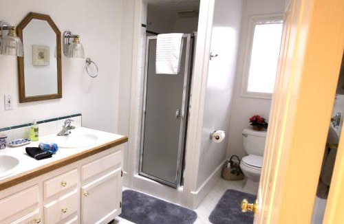 Rosario Bed & Breakfast | Otter's Pond Bed and Breakfast