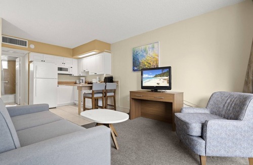 Ormond Beach Apartment | Outrigger Beach Club Resort by Coolvacay