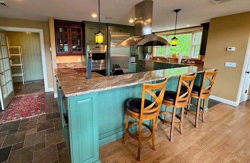 Bethlehem House | P7 Presidential View townhome Ski-In Ski-Out with Amazing Views and Dog Friendly!