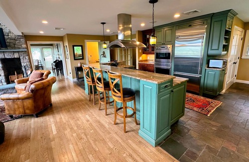 Bethlehem House | P7 Presidential View townhome Ski-In Ski-Out with Amazing Views and Dog Friendly!