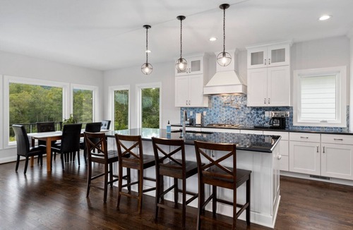 Afton House | Panoramic Views by Vineyards 4000 sf new home on 40 acs