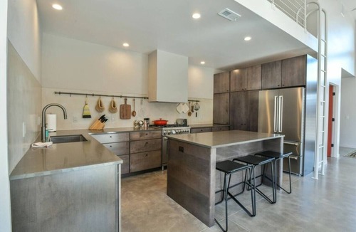 Moab South Valley House | Panoramic Views I Open Concept Floorplan I Private Hot Tub I Ample Parking
