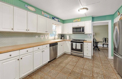 East Beach House | Peace of the Beach | 7BR East Beach St. Simons Island Rental with Pool