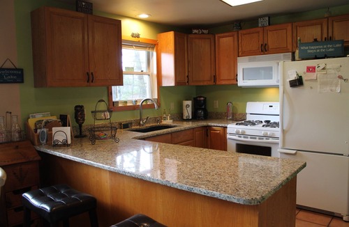 East Wakefield House | PEACEFUL LAKEFRONT GETAWAY ON BEAUTIFUL BELLEAU LAKE!