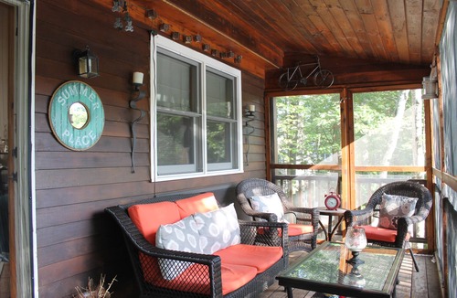 East Wakefield House | PEACEFUL LAKEFRONT GETAWAY ON BEAUTIFUL BELLEAU LAKE!