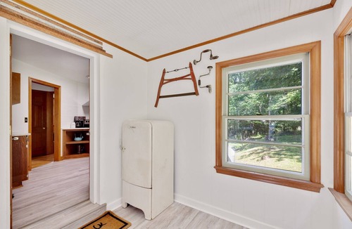 Paris Cabin | Peaceful Mountain Retreat Near Appalachian Trail, Wineries, Breweries and More