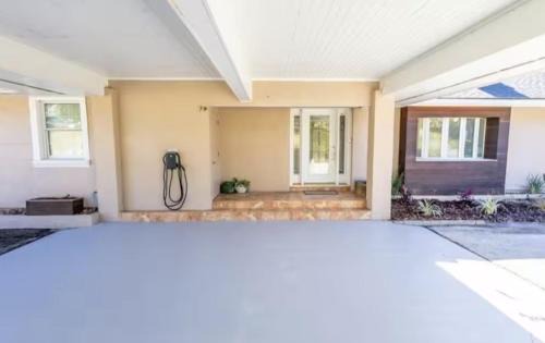 Cypress Gardens House | Peaceful waterfront home minutes from Legoland, Fl
