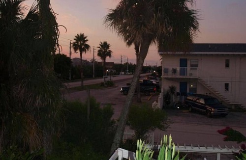 Cocoa Beach Villa | Penguins on the Beach | 2BR Steps to Beach & Downtown w/pool | Unit 4