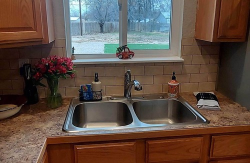 Southwest Ada County Alliance House | Pet-Friendly 3BR Home w/Hot Tub, Large Fenced Back Yard -Boise