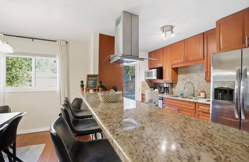 Gainesville House | Pet-Friendly Home Near UF w/Fenced Yard