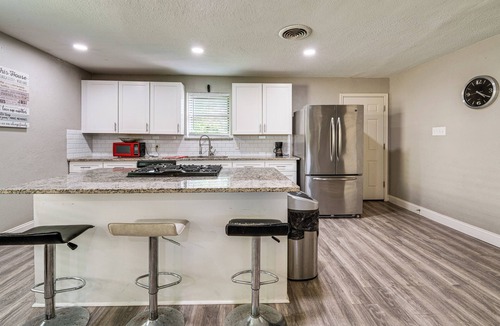 Mesquite House | Pet-Friendly Home Near Dallas w/Private Backyard