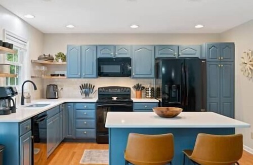Massanutten House | Pet Friendly-Mountain Getaway-Close 2 Everything