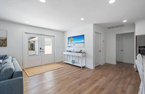 Tequesta House | Pet Friendly Pool Home - Minutes Away from Beach