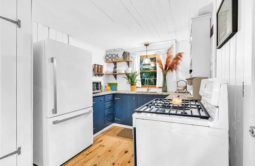 Sebago House | Pine and Eagle- Family & Dog Friendly Great Views