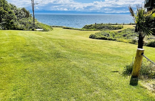 Otter Point House | Points West Oceanfront Resort 2 Bed Suite