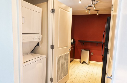 Downtown Condo | Private apartment in Downtown Silver Spring Maryland
