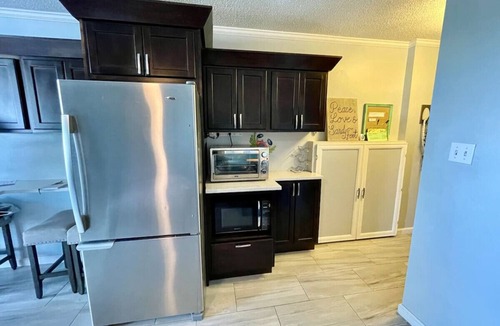 Cocoa Beach Condo | Private Beach Access | Cozy 1BR at Saturn w/Pool