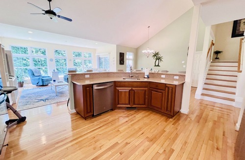 Swann Cove House | Private Beach House | Pool | Playground | Pier