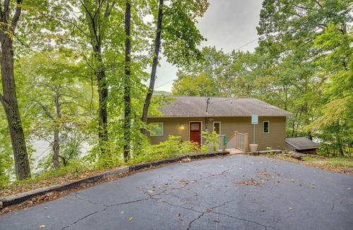 Camdenton Cottage | Private Dock! Waterfront Group Haven in Camdenton