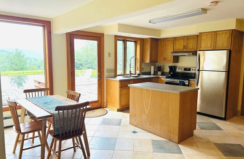 Town of Broome Apartment | Private Pond side Stay